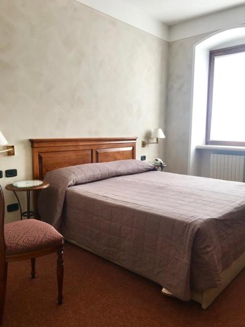 Albergo La Meridiana Castelnuovo del Garda Phòng bức ảnh