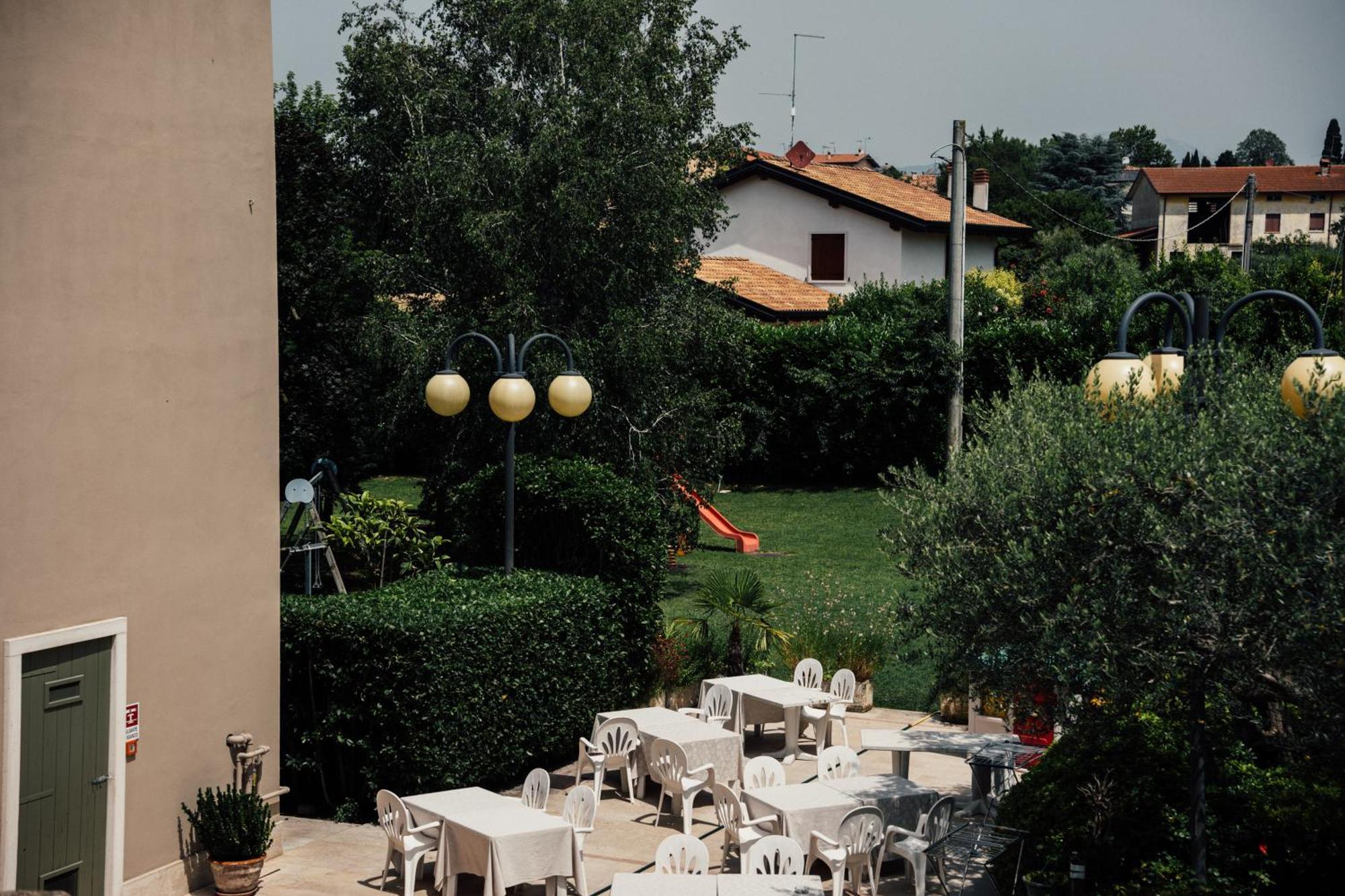 Albergo La Meridiana Castelnuovo del Garda Ngoại thất bức ảnh