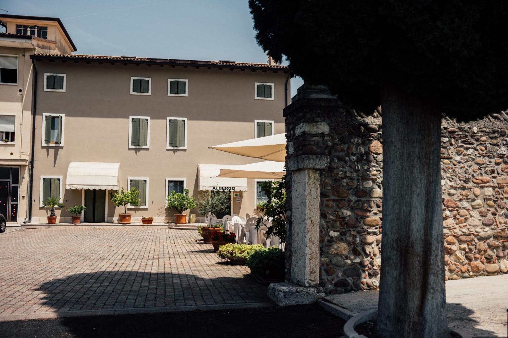 Albergo La Meridiana Castelnuovo del Garda Ngoại thất bức ảnh